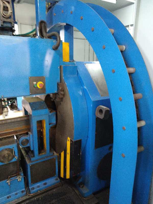 高鐵軌道無(wú)縫焊接專(zhuān)機(jī)